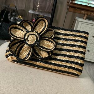 Mud Pie Floral Straw Clutch